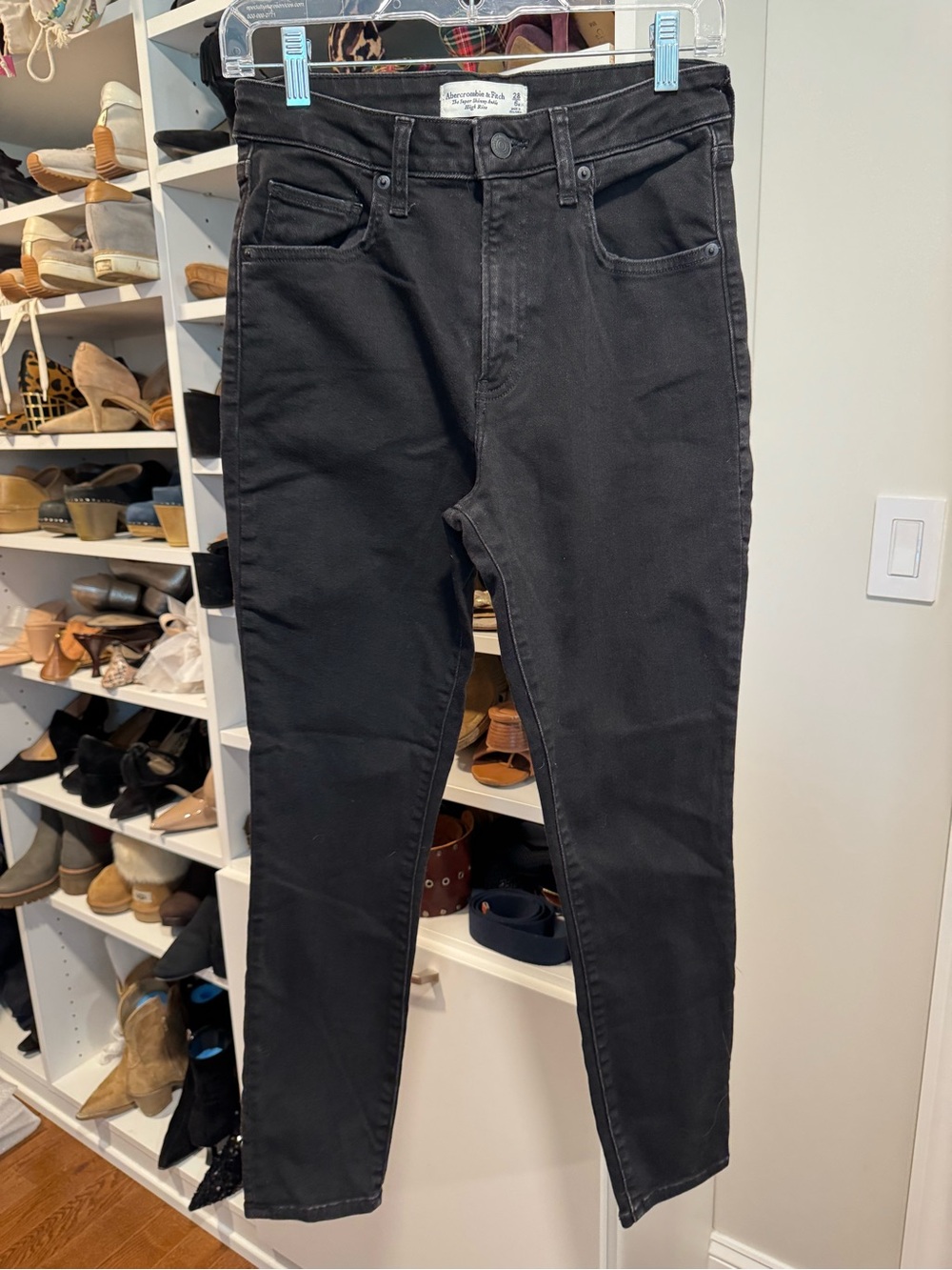 Abercrombie & Fitch High Rise Super Skinny Ankle Jean